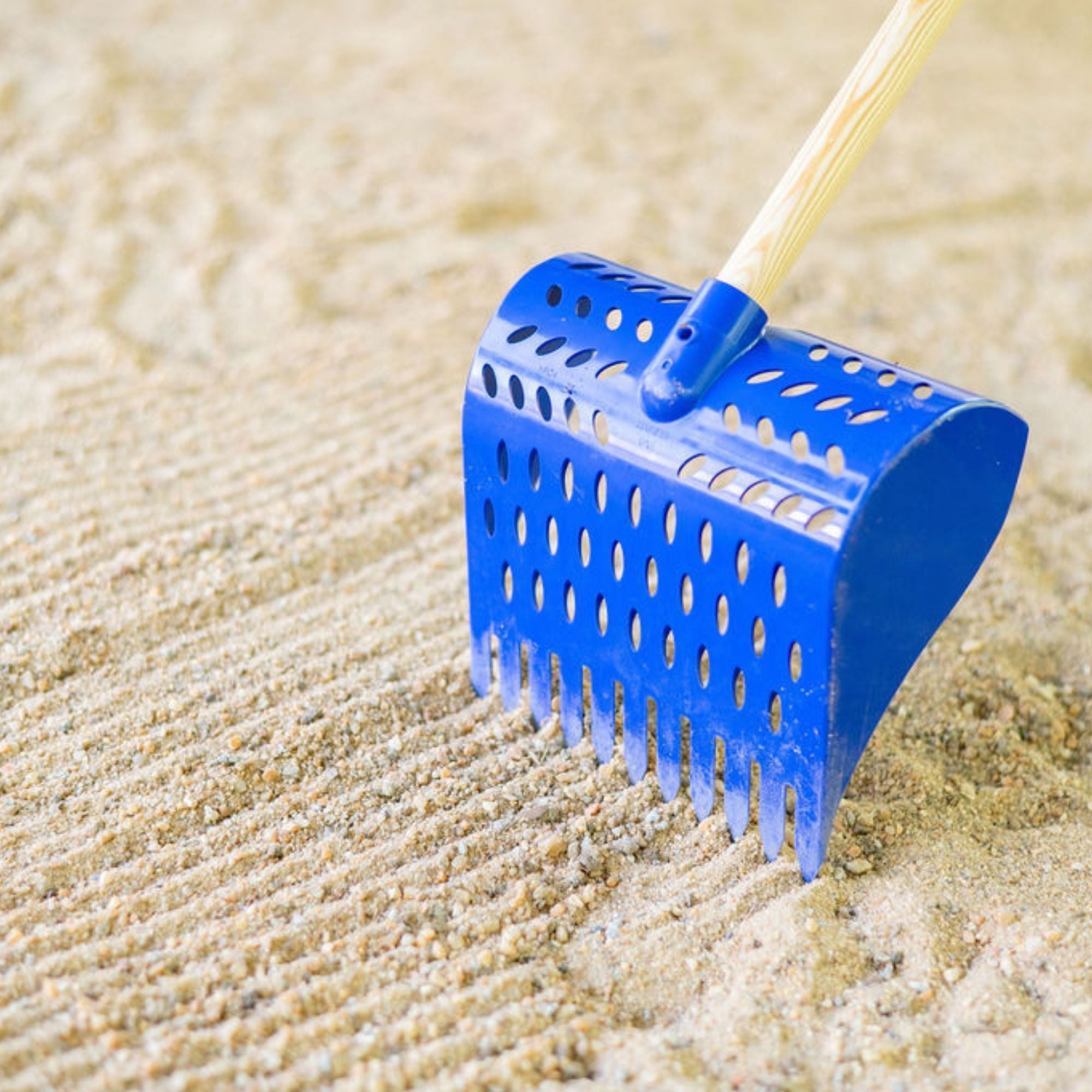 The Coop Scoop® | 2-in-1 Chicken Poop Scoop & Rake | Sand Sifting Shovel For Waste Removal