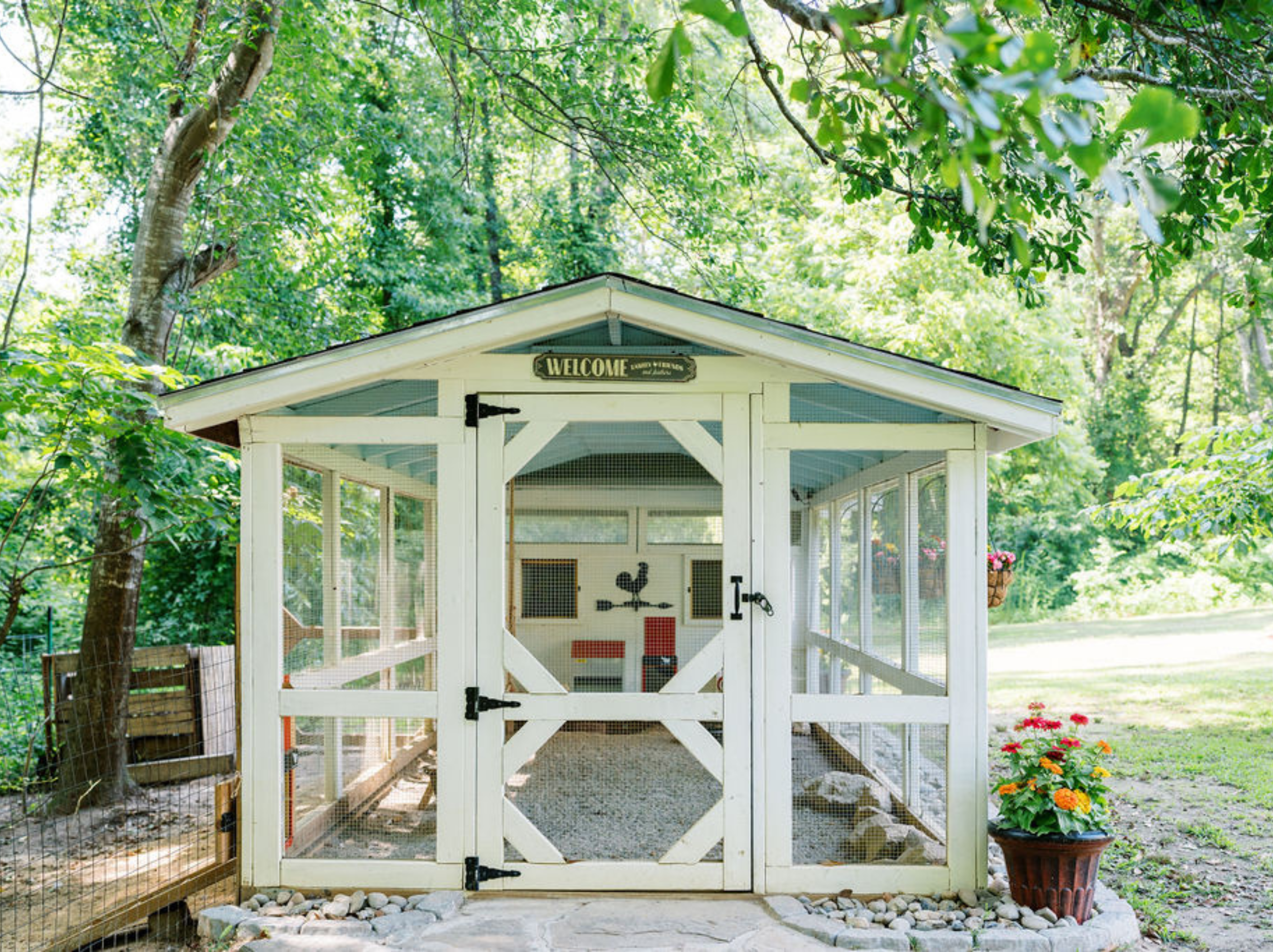 Bee Jeweled Coop (Run Left) | Chicken Coop Building Plans | 6-12 Chickens