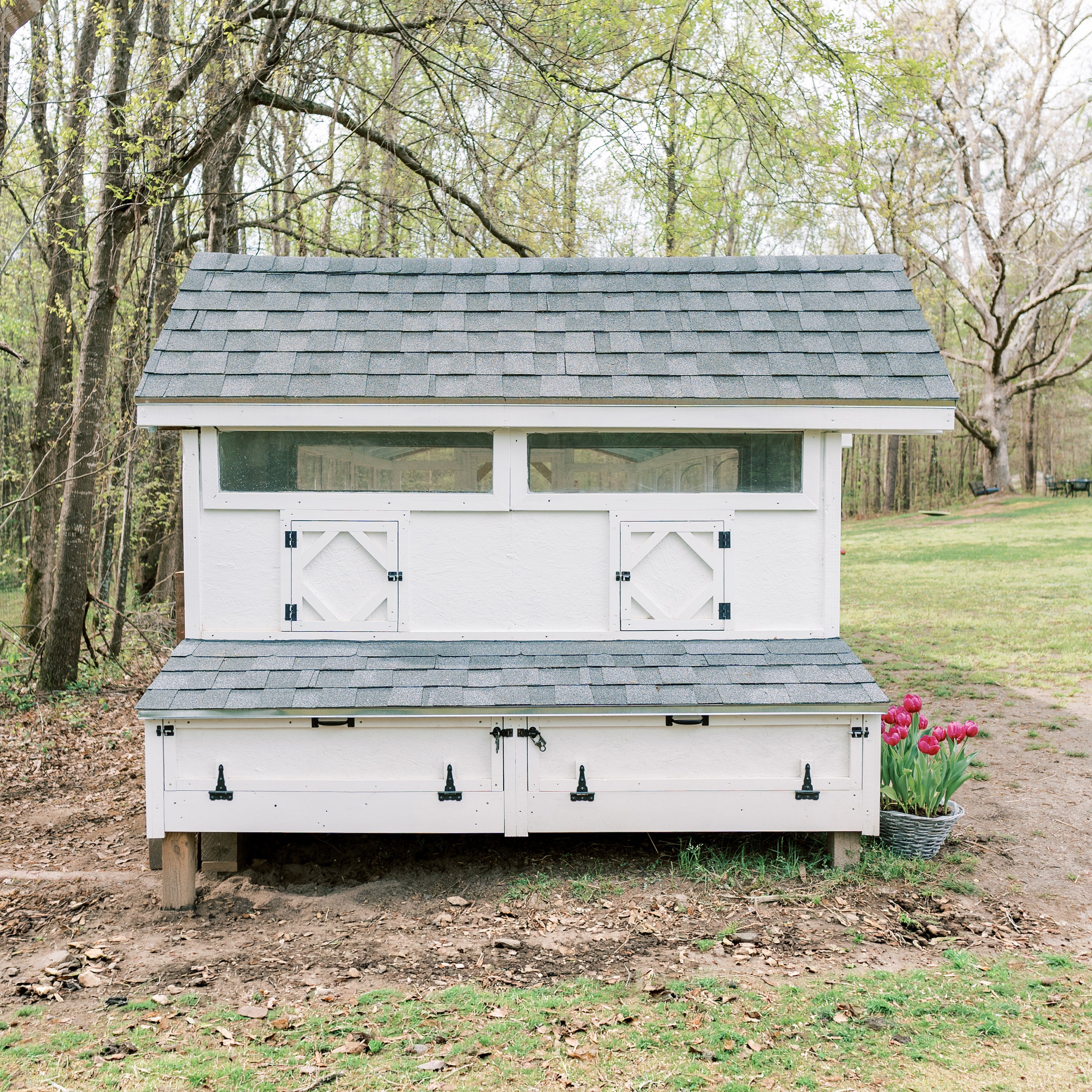 Bee Jeweled Coop (Run Right) | Chicken Coop Building Plans | 6-12 Chickens
